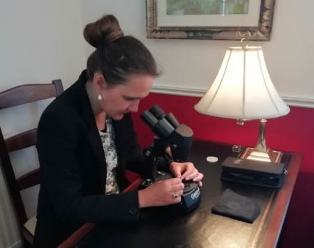 Loughton jewellery expert